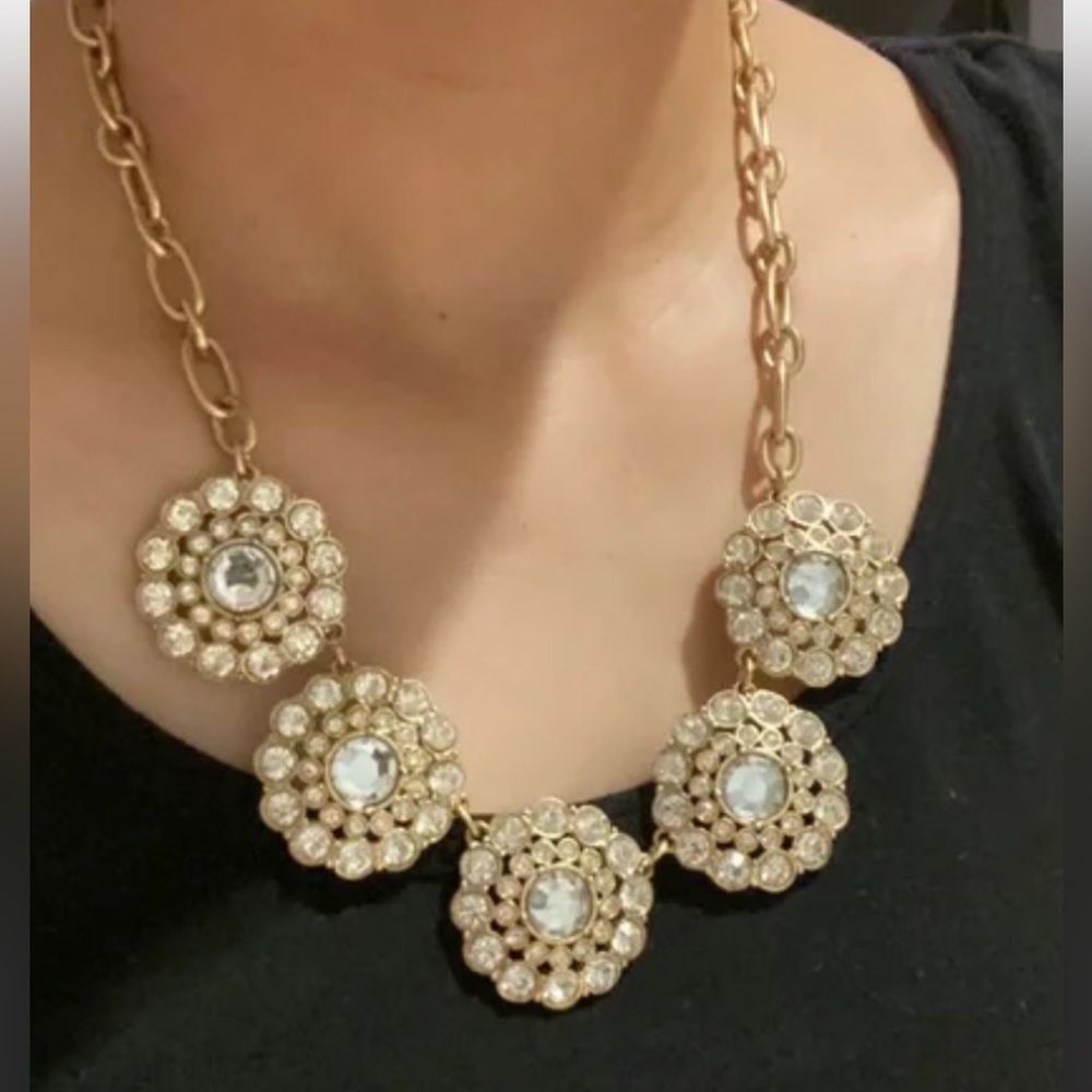 J Crew Statement crystal bling
Rhinestone Layered circle necklace